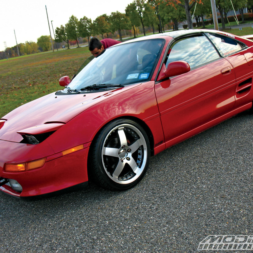 Автомобиль марки Honda модели Prelude club