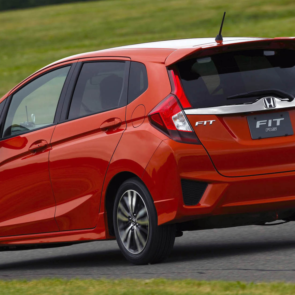 Новый автомобиль Honda Fit 2014
