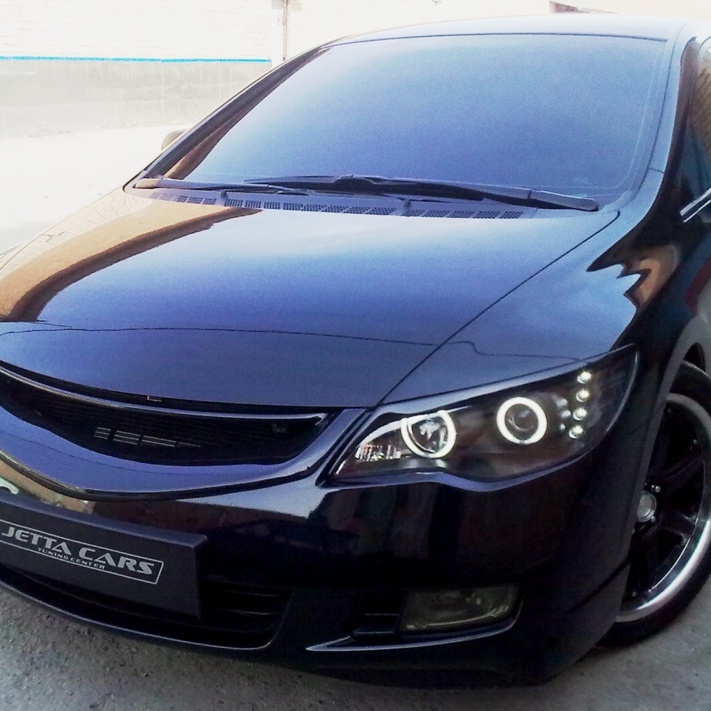 Фото автомобиля Honda Civic 4D