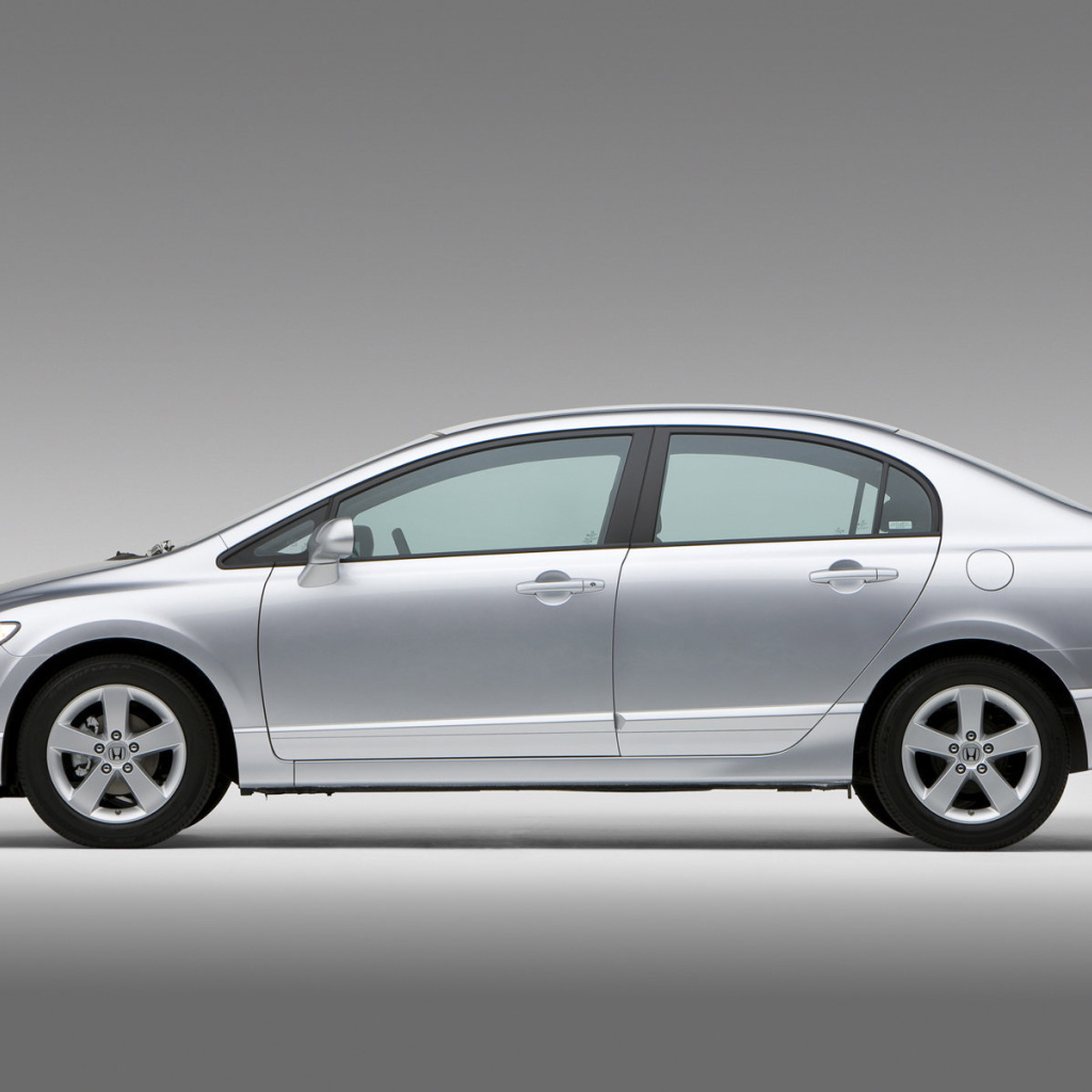 Надежная машина Honda Civic 4D