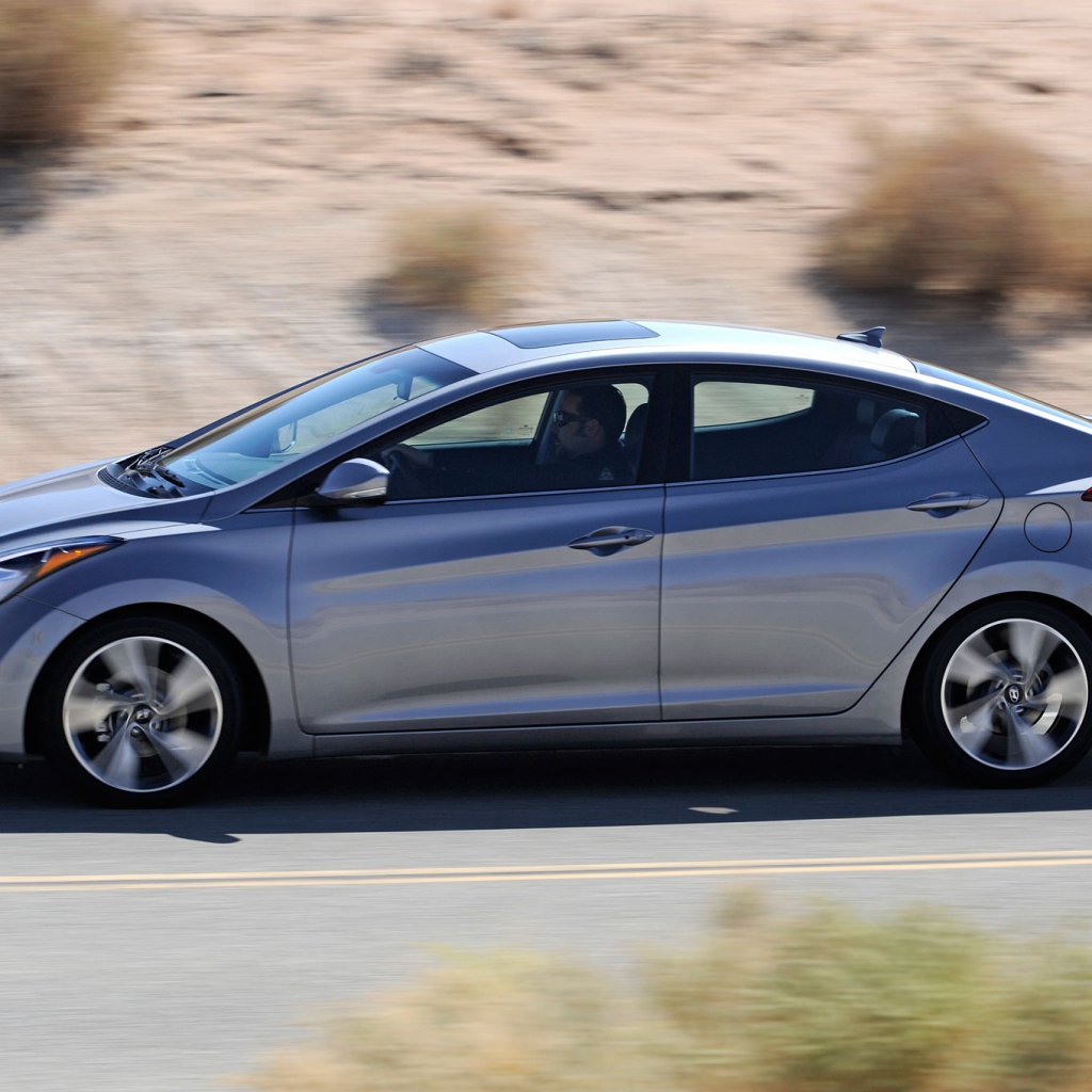 Новая машина Hyundai Elantra 2014