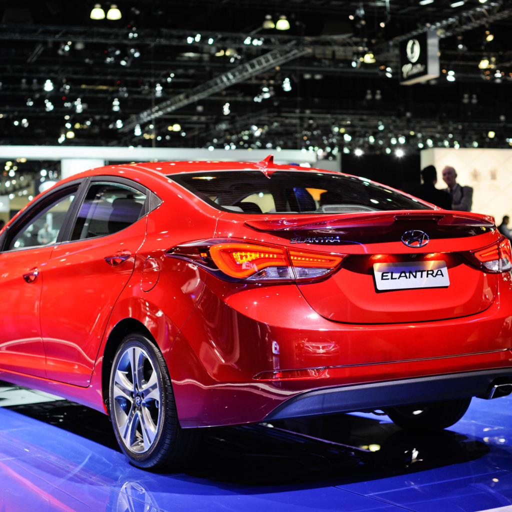 Надежная машина Hyundai Elantra 2014