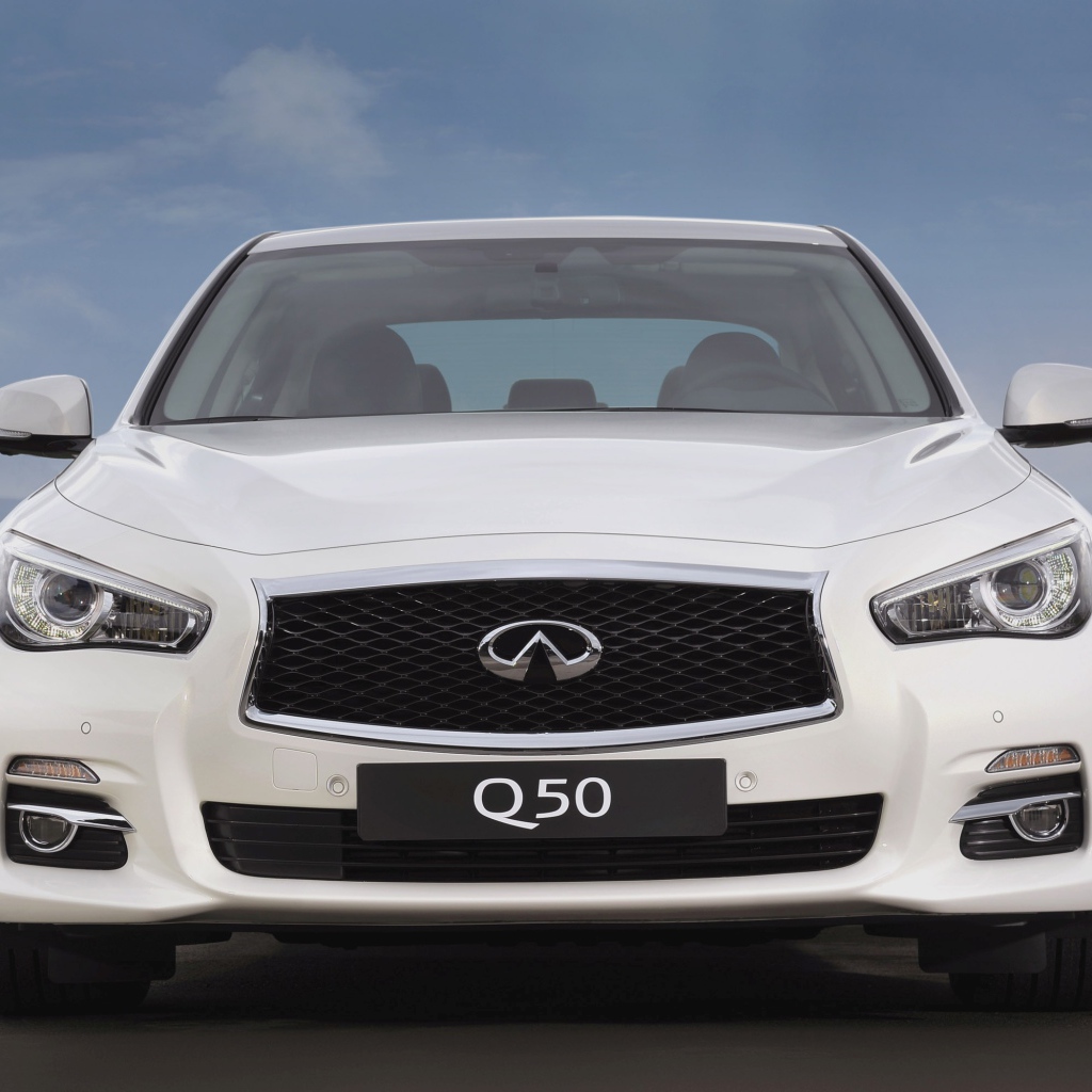 Тест драйв автомобиля Infiniti Q50 2014 года