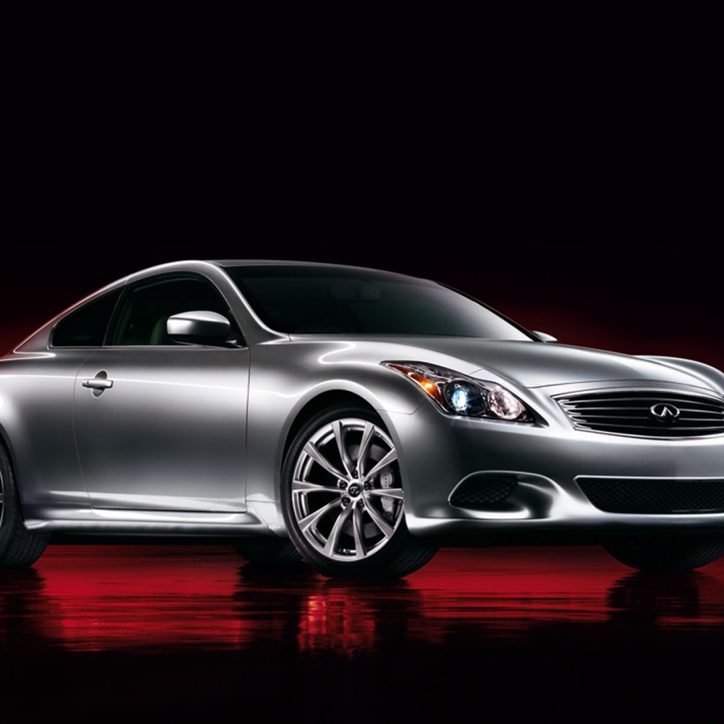 Дизайн автомобиля Infiniti Q50 2014 года