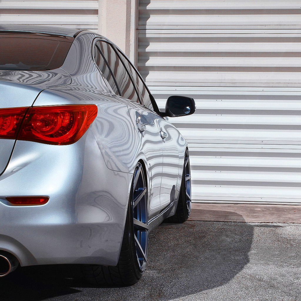 Фото автомобиля Infiniti Q50 2014 года