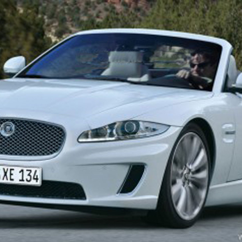 Кабриолет Jaguar XF