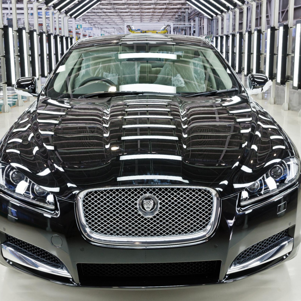 Jaguar XF в салоне