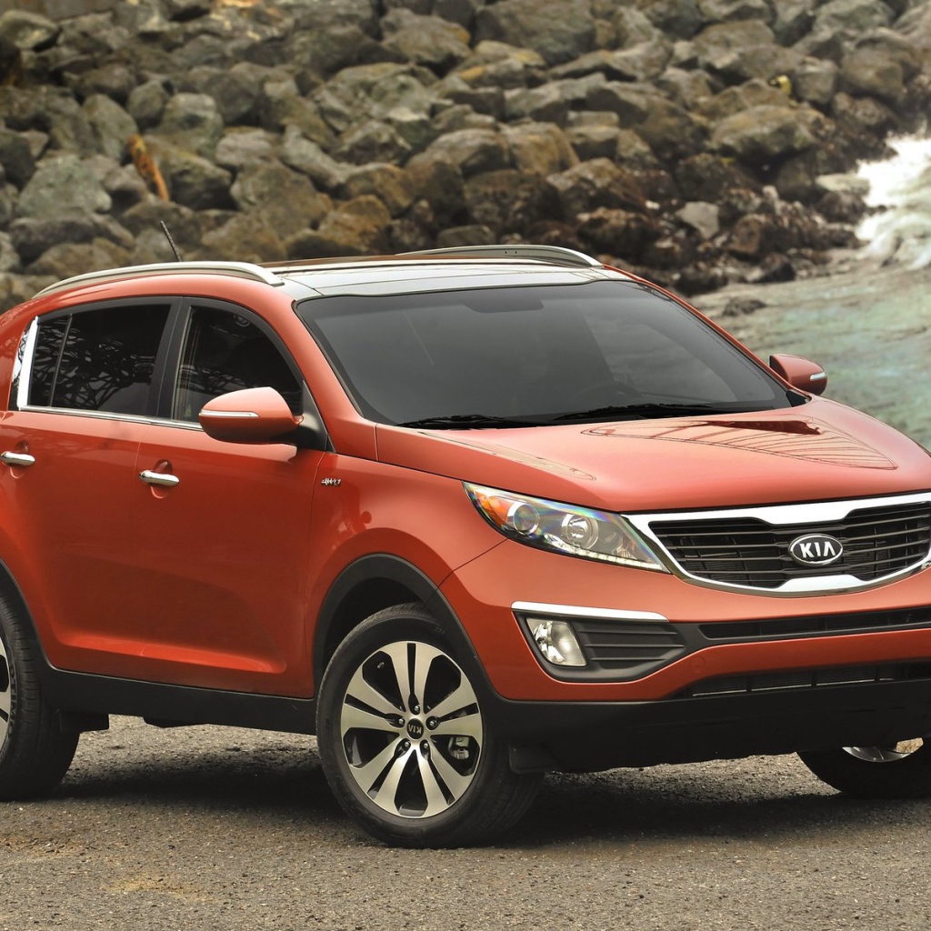 Автомобиль марки Kia модели Sportage
