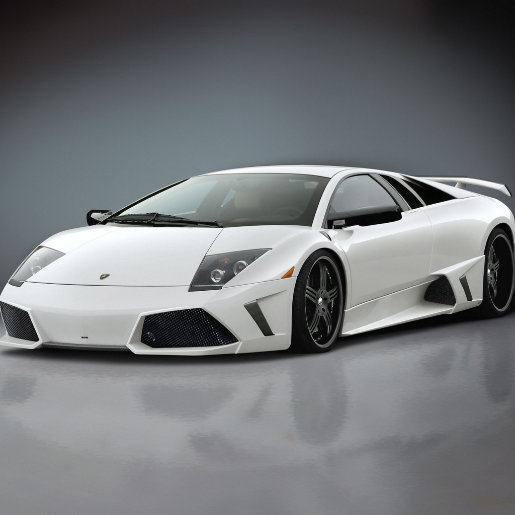 Красивый автомобиль Lamborghini Murcielago