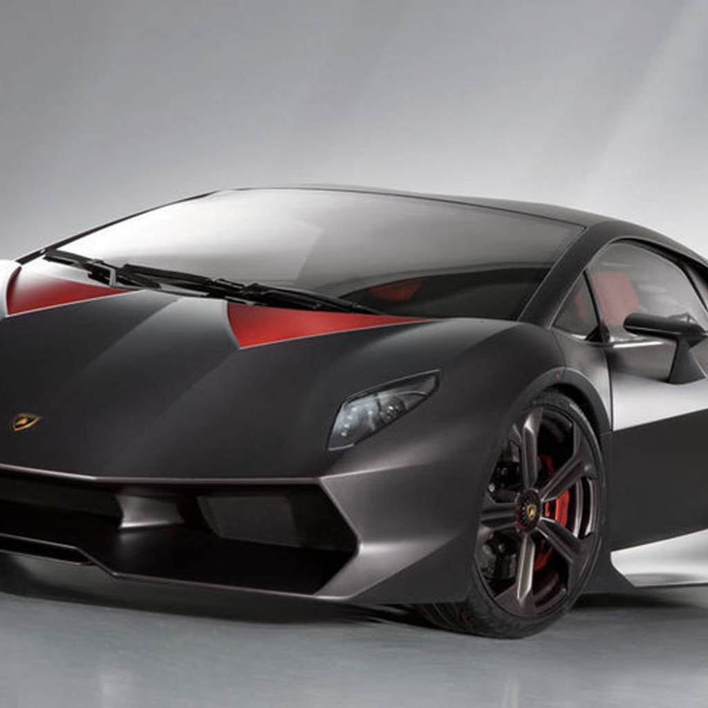 Красивый автомобиль Lamborghini Sesto Elemento