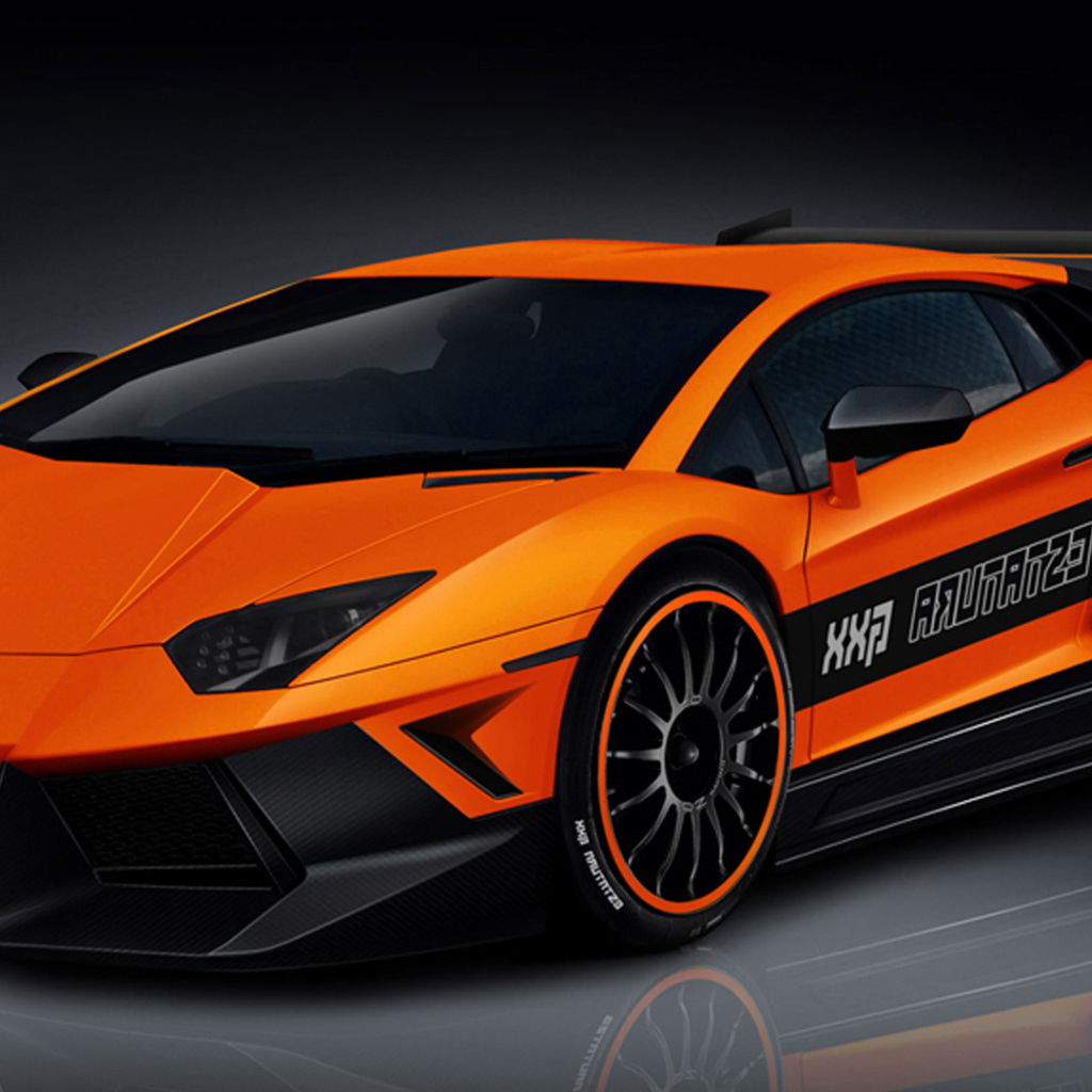 Новая машина Lamborghini Aventador