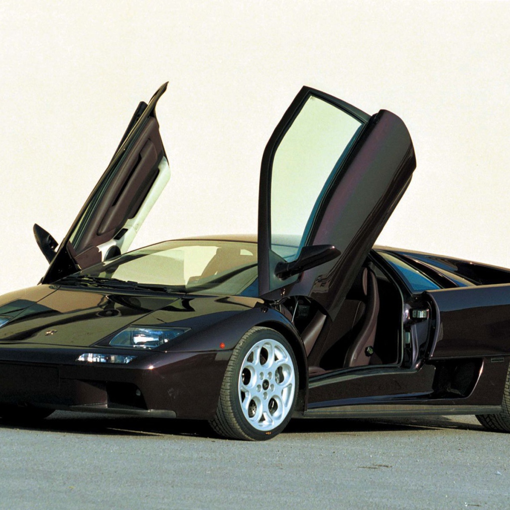 Новый автомобиль Lamborghini Diablo