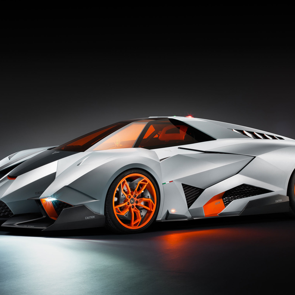 Надежная машина Lamborghini Egoista