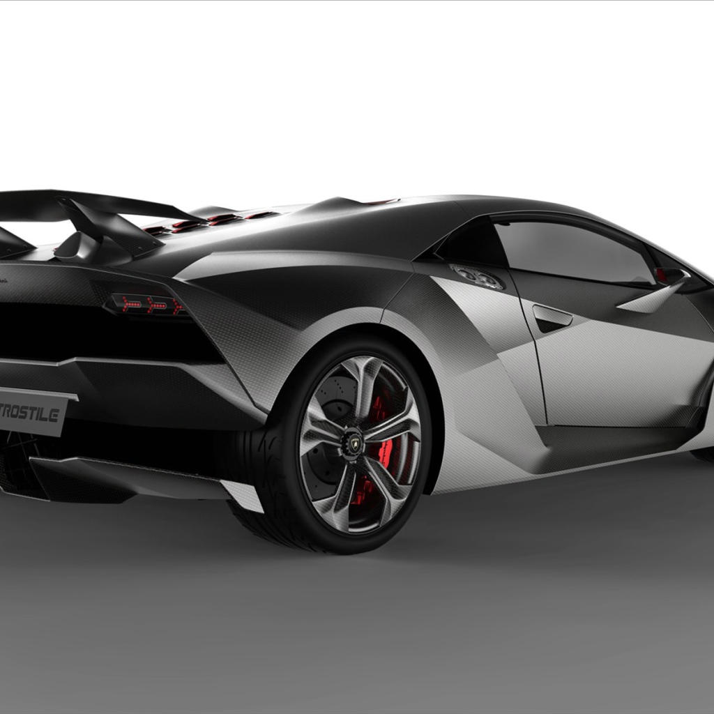 Тест драйв автомобиля Lamborghini Sesto Elemento