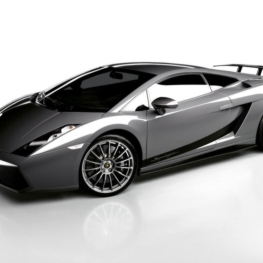 Новая машина Lamborghini Gallardo