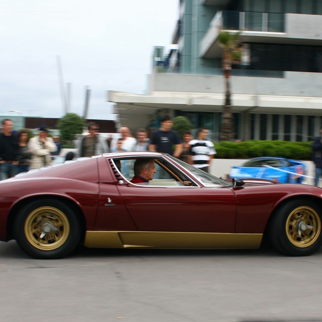 Ламборджини Миура