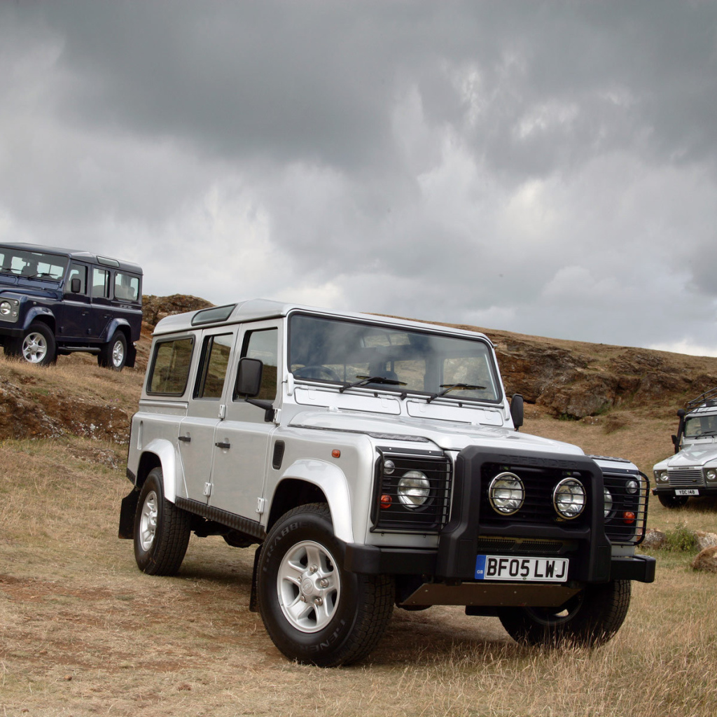   Новый автомобиль Land Rover Defender