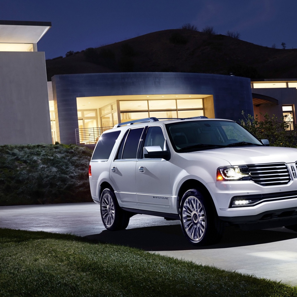 Дизайн автомобиля Lincoln Navigator 2014