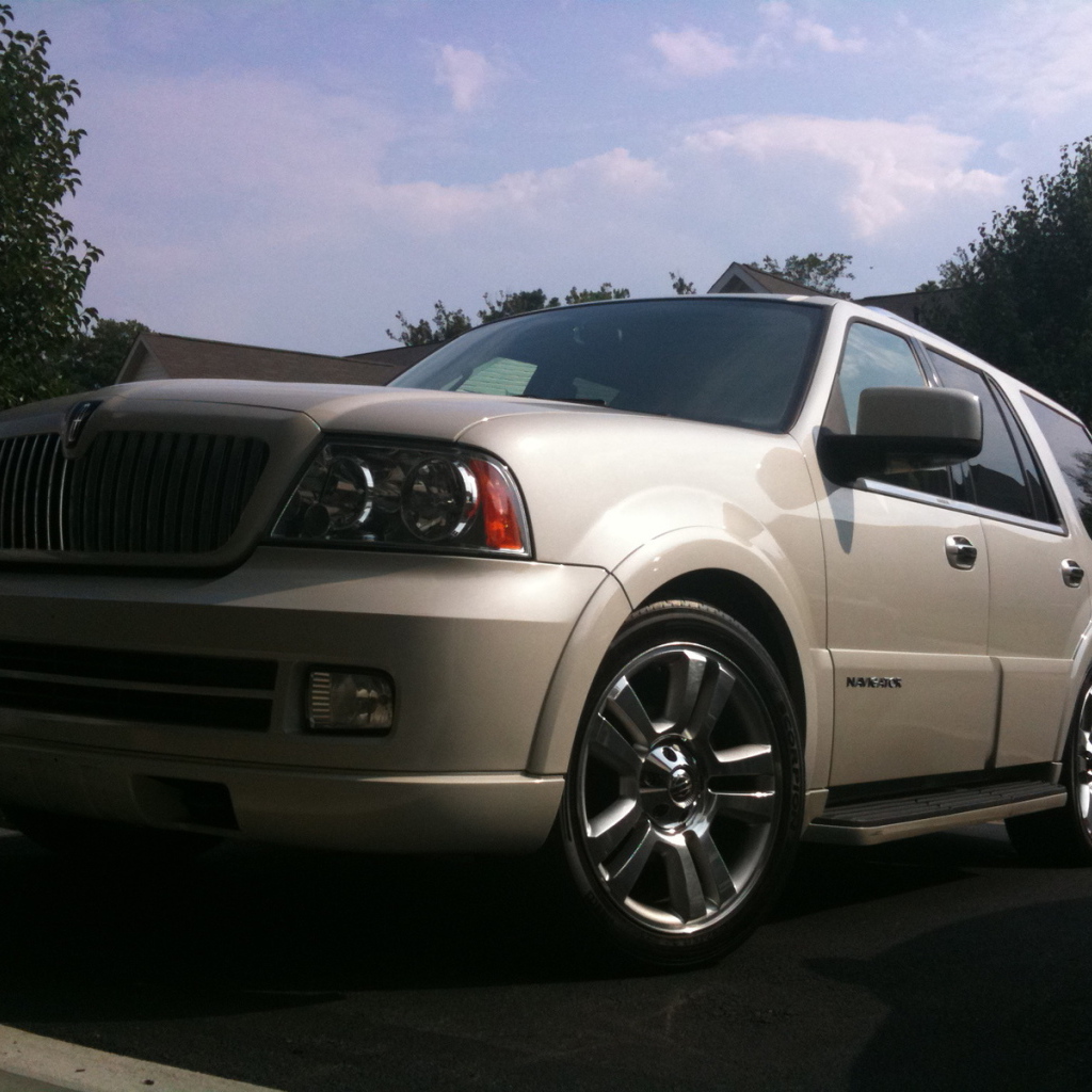 Тест драйв автомобиля Lincoln Navigator