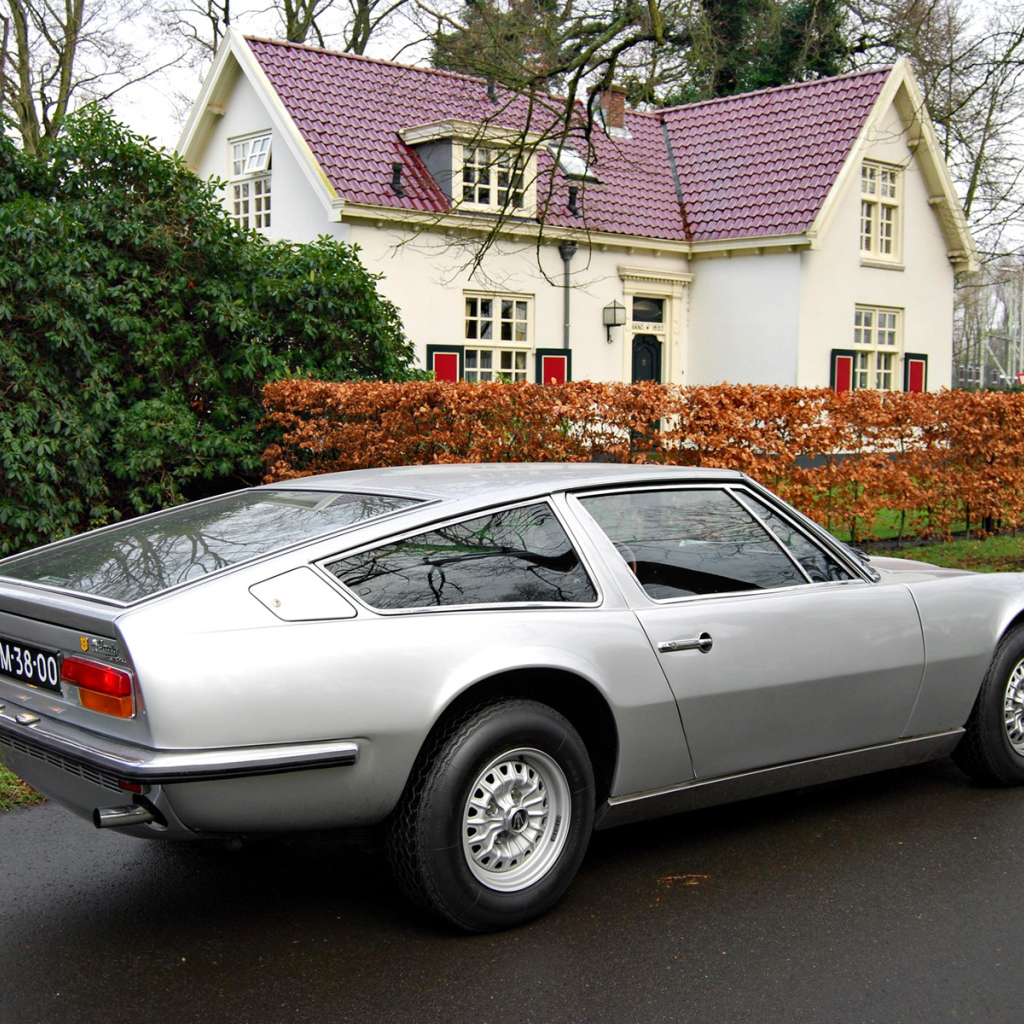 Новый автомобиль Maserati Indy