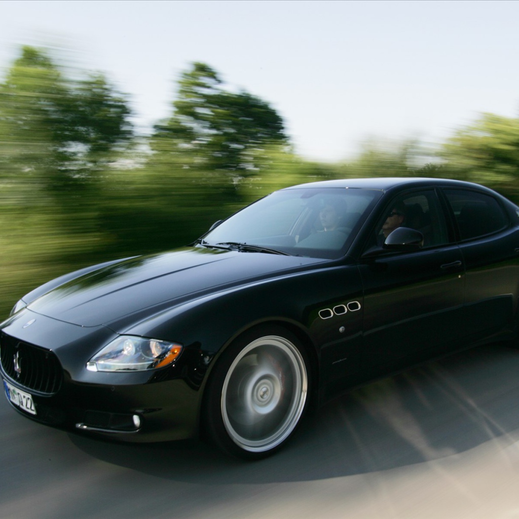 Надежная машина Maserati Quattroporte