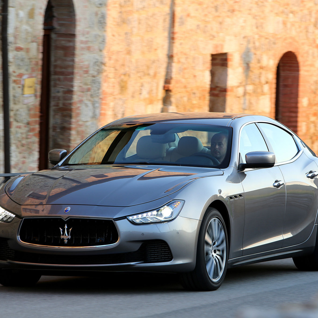 Новая машина Maserati Ghibli