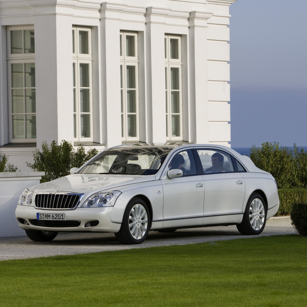 Тест драйв автомобиля Maybach Landaulet