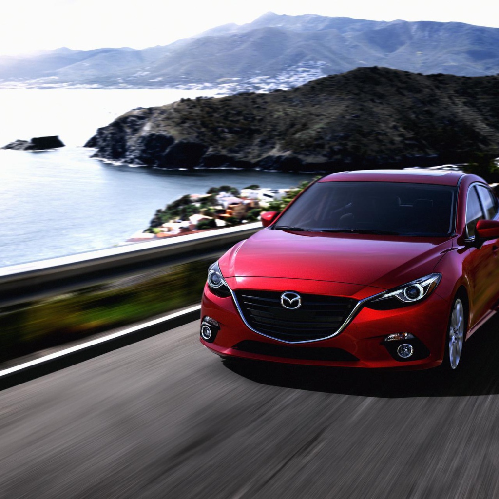 Новая машина Mazda 3 2014