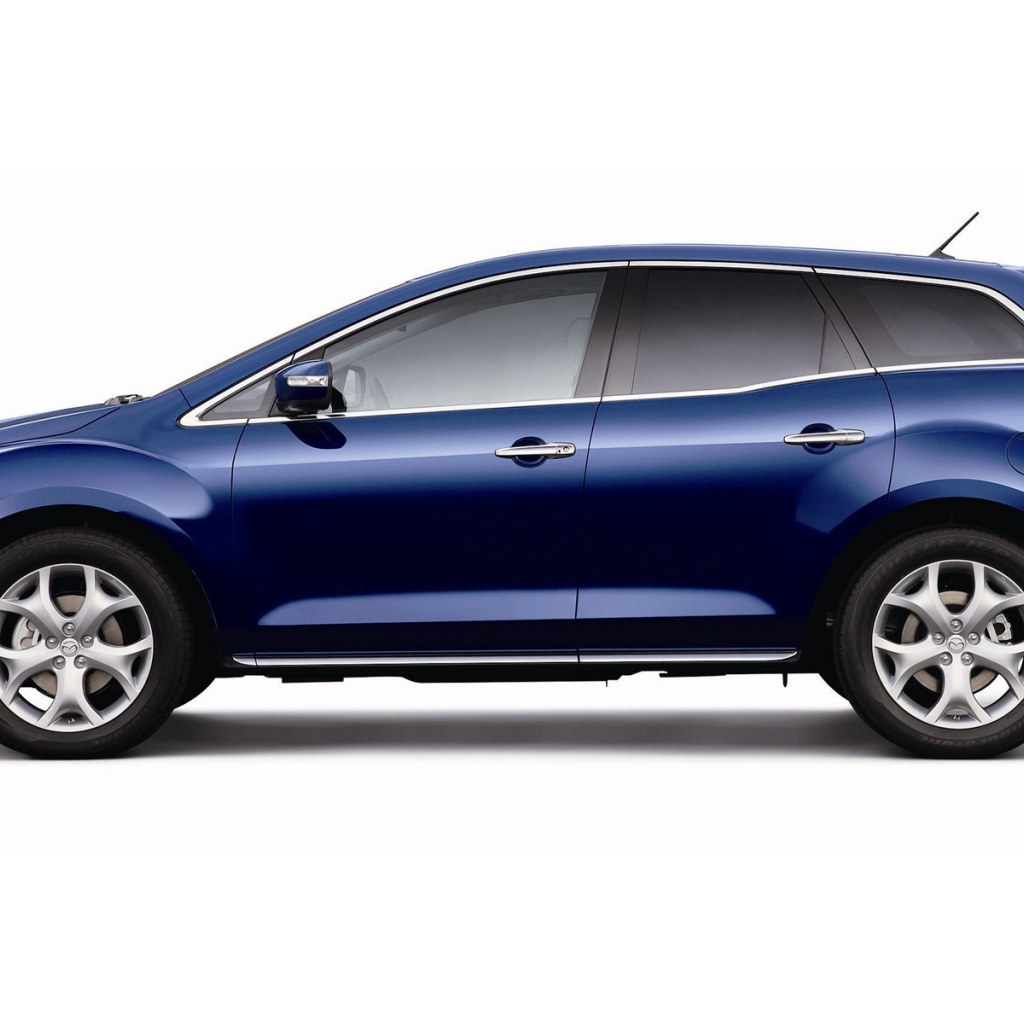 Новый автомобиль Mazda CX 7