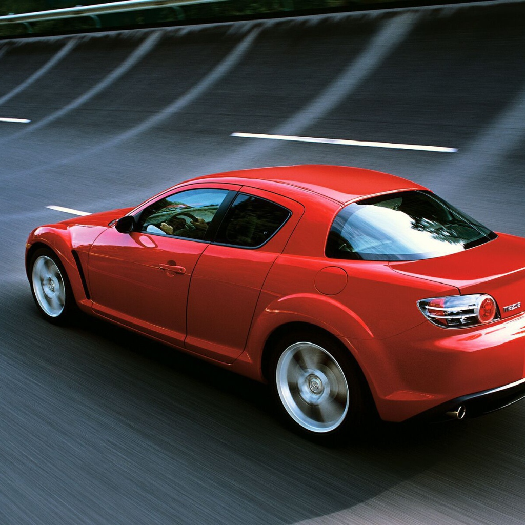Новая машина Mazda RX 8