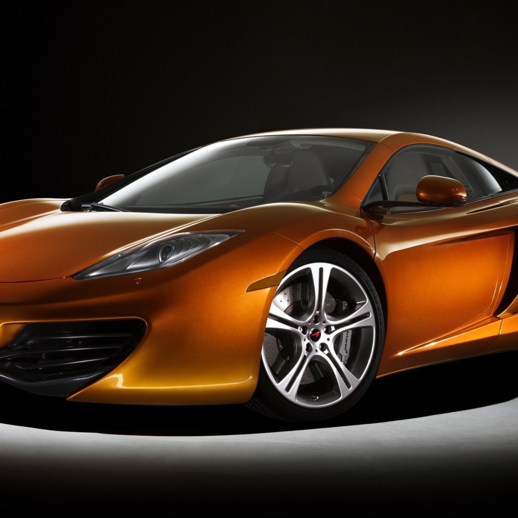 McLaren автомобиль
