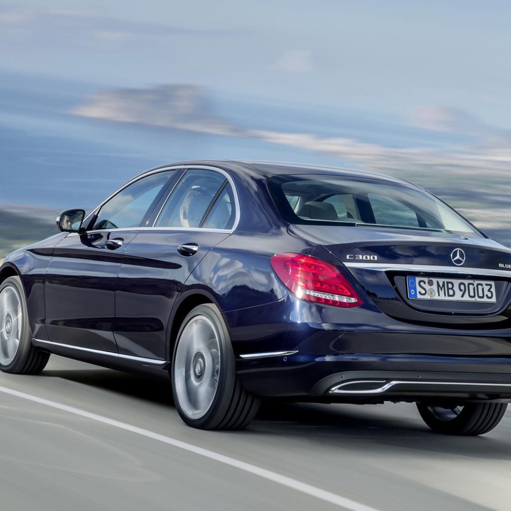 Mercedes C class 2014 в дороге
