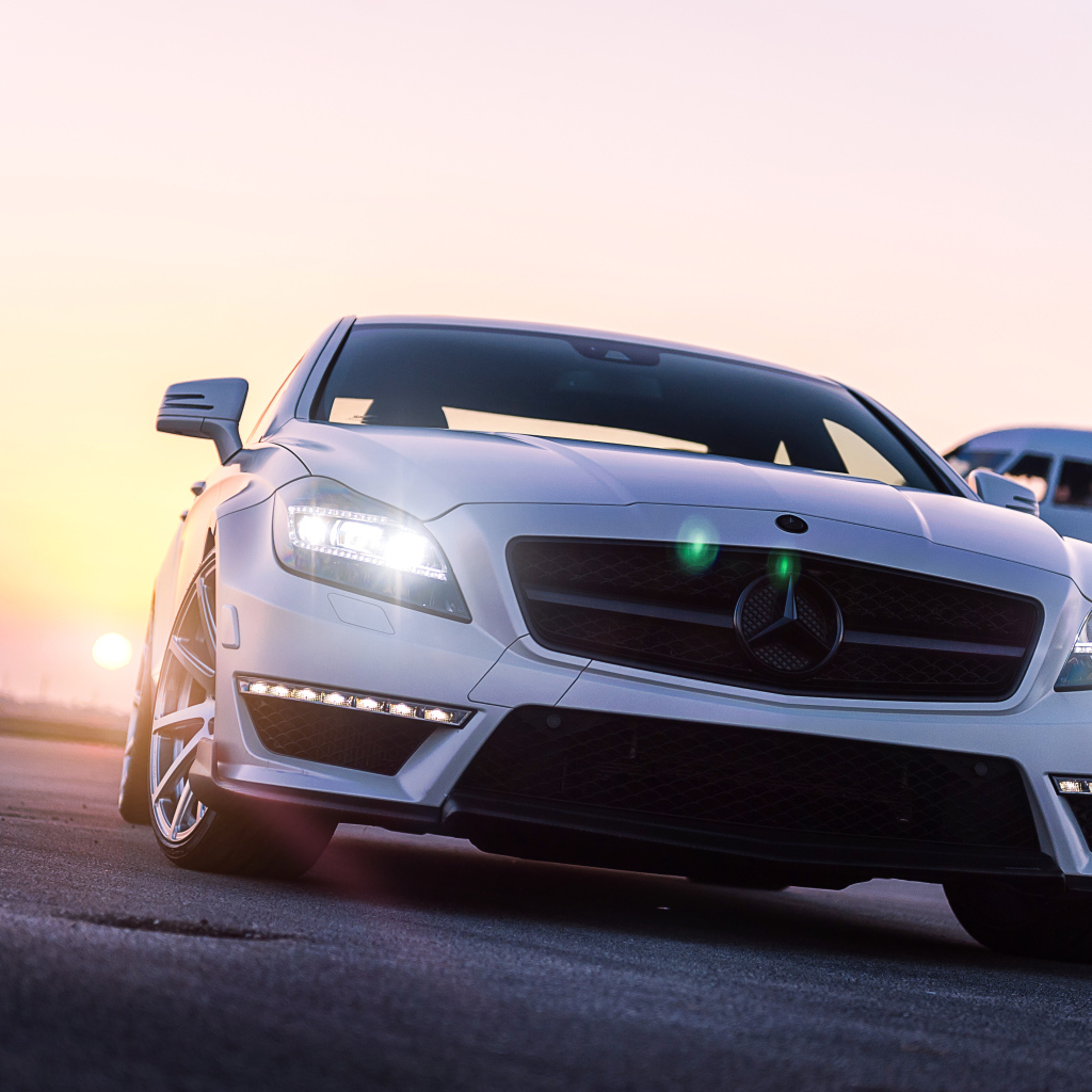 Мерседес cls 63