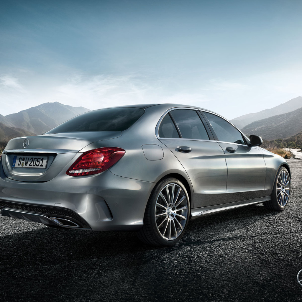 Тест драйв автомобиля Mercedes C-Class 2014
