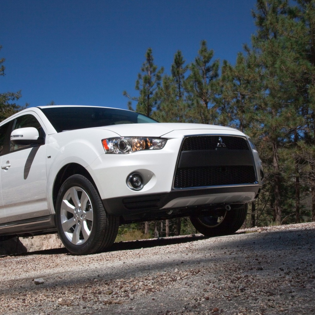 Автомобиль Митсубиси