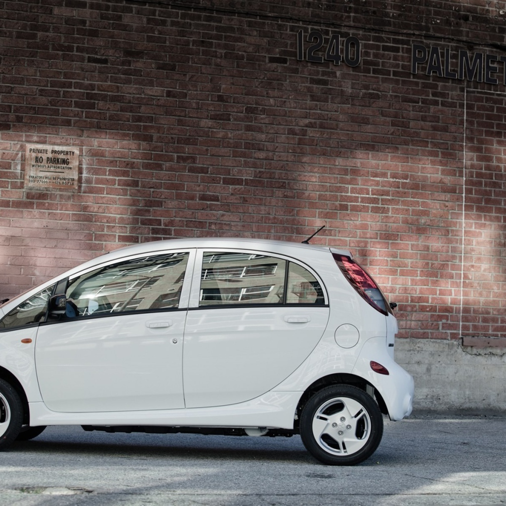 Дизайн автомобиля Mitsubishi Electric