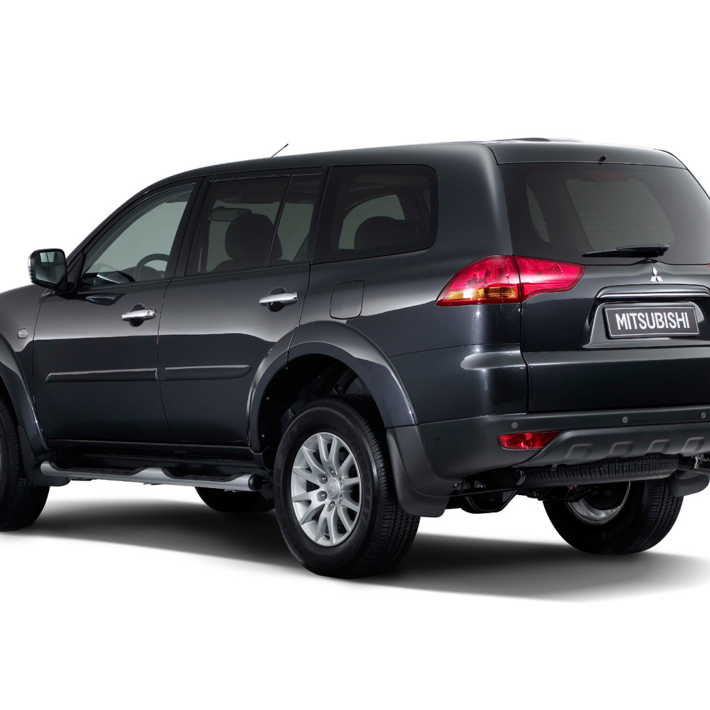 Надежная машина Mitsubishi Pajero Sport
