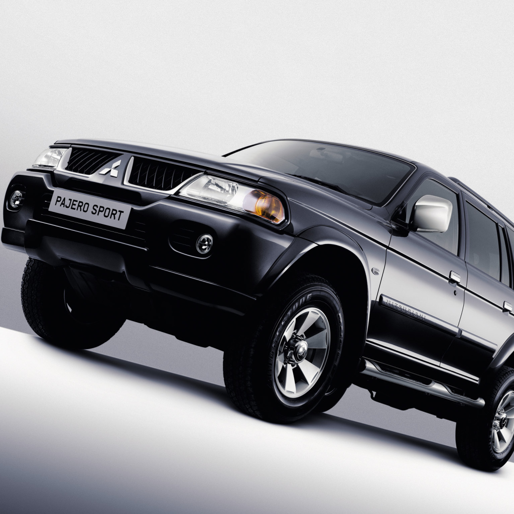 Новая машина Mitsubishi Pajero Sport