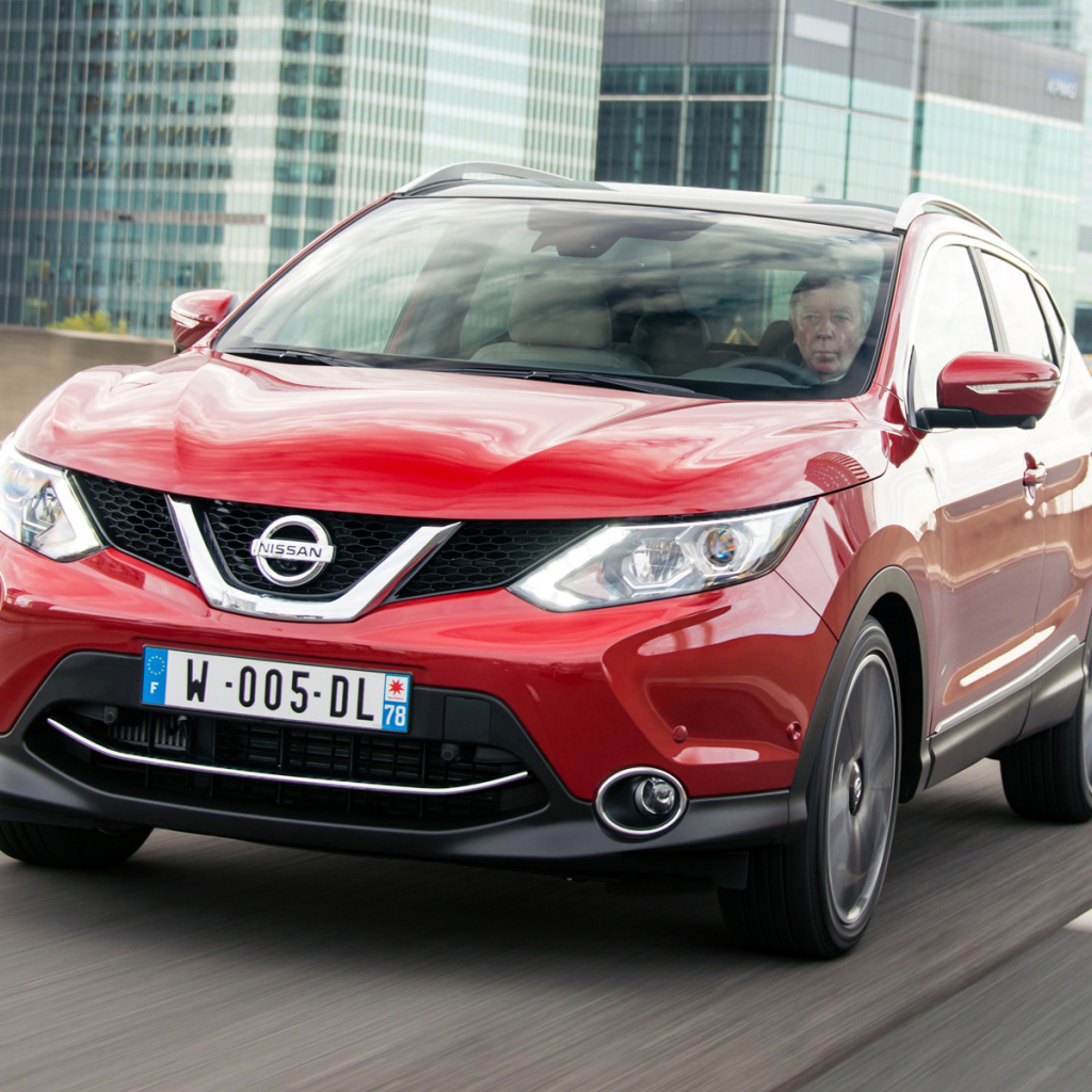 Красивый автомобиль Nissan Quashqai 2014