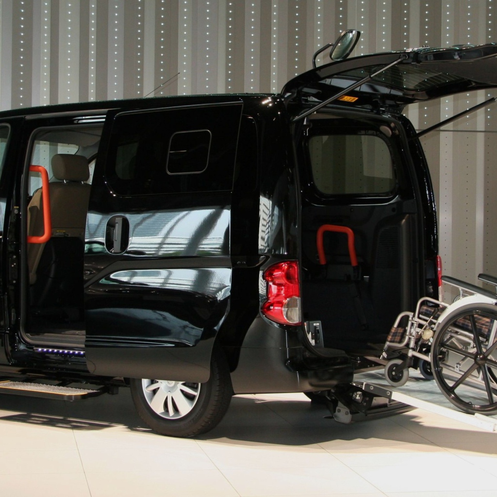 Дизайн автомобиля Nissan NV200