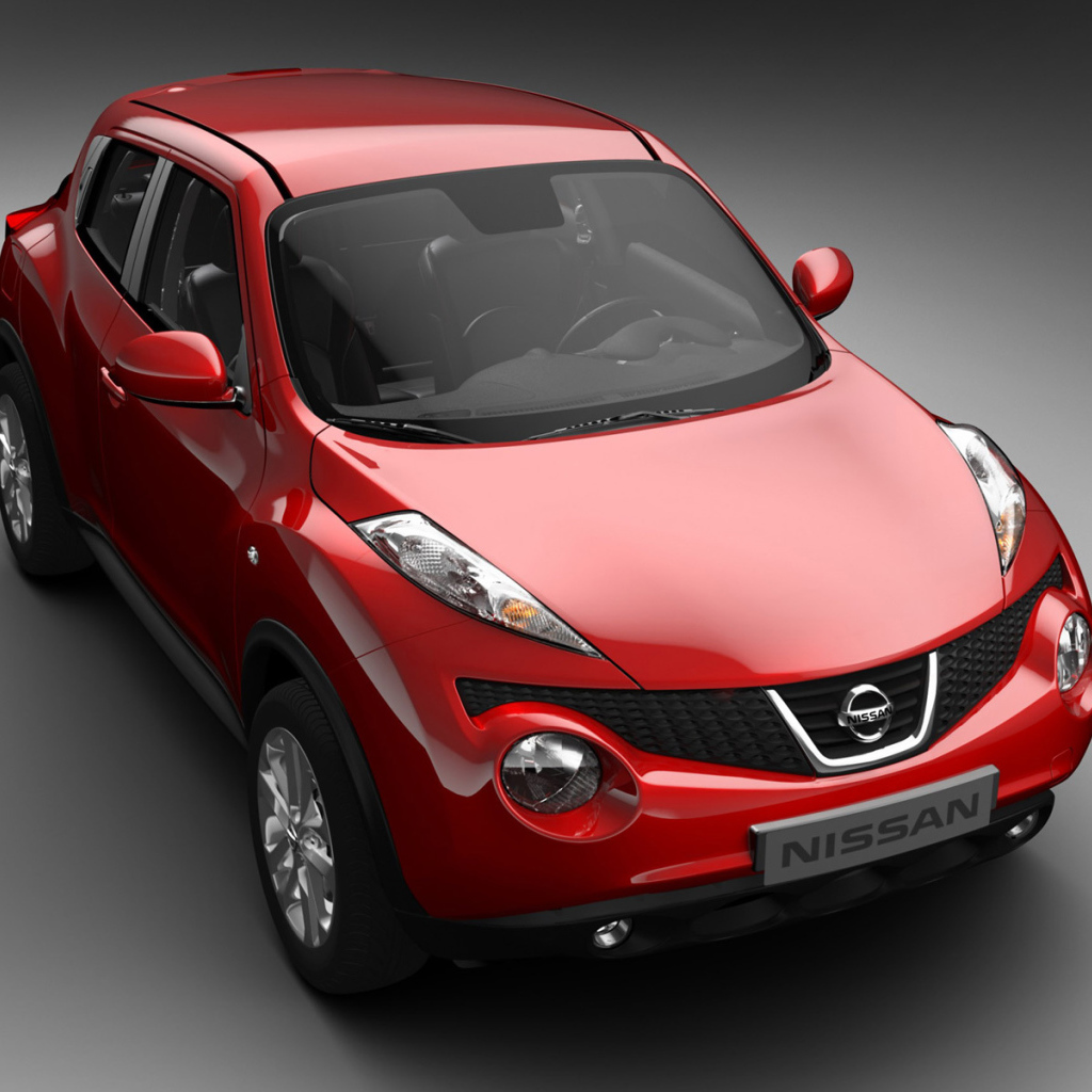 Автомобиль Nissan Juke на дороге
