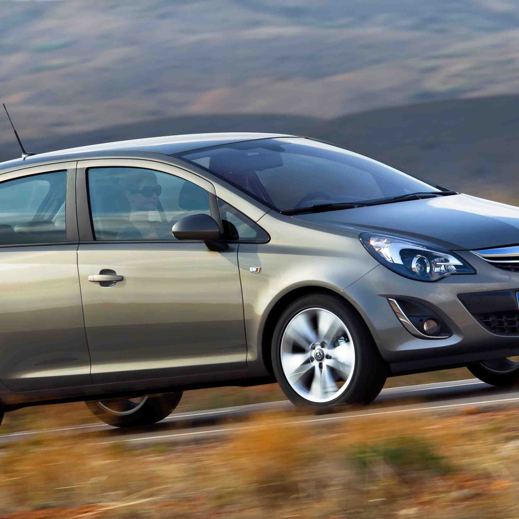 Надежная машина Opel Corsa