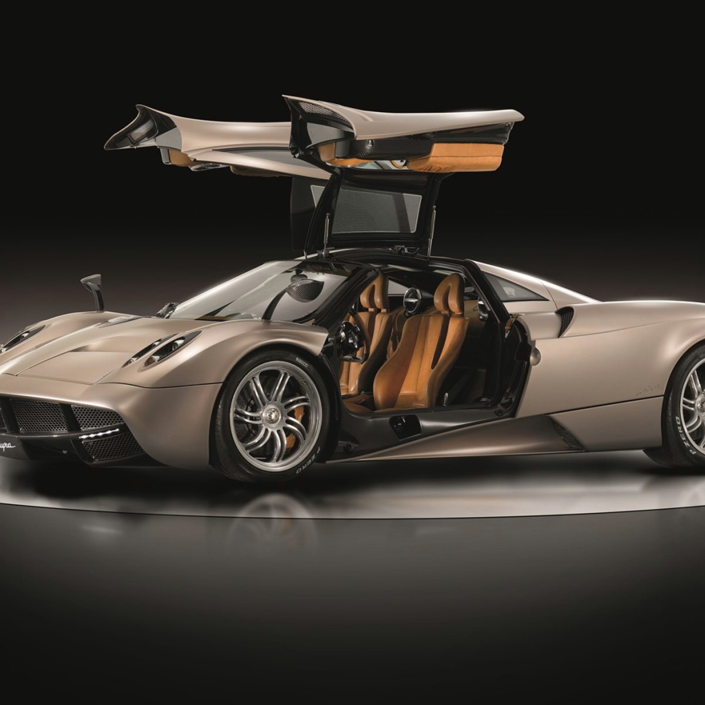 Надежная машина Pagani Huayra
