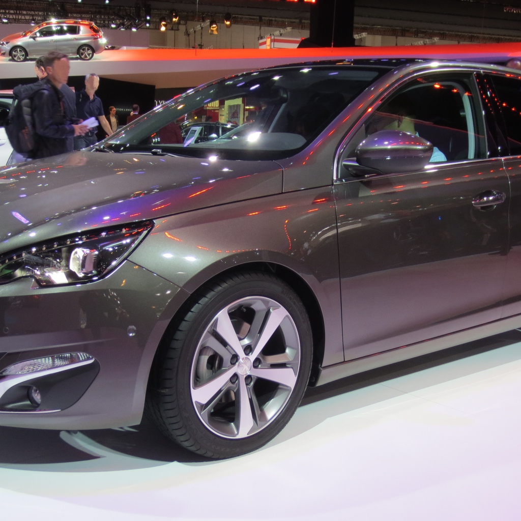 Блистательный Peugeot 308