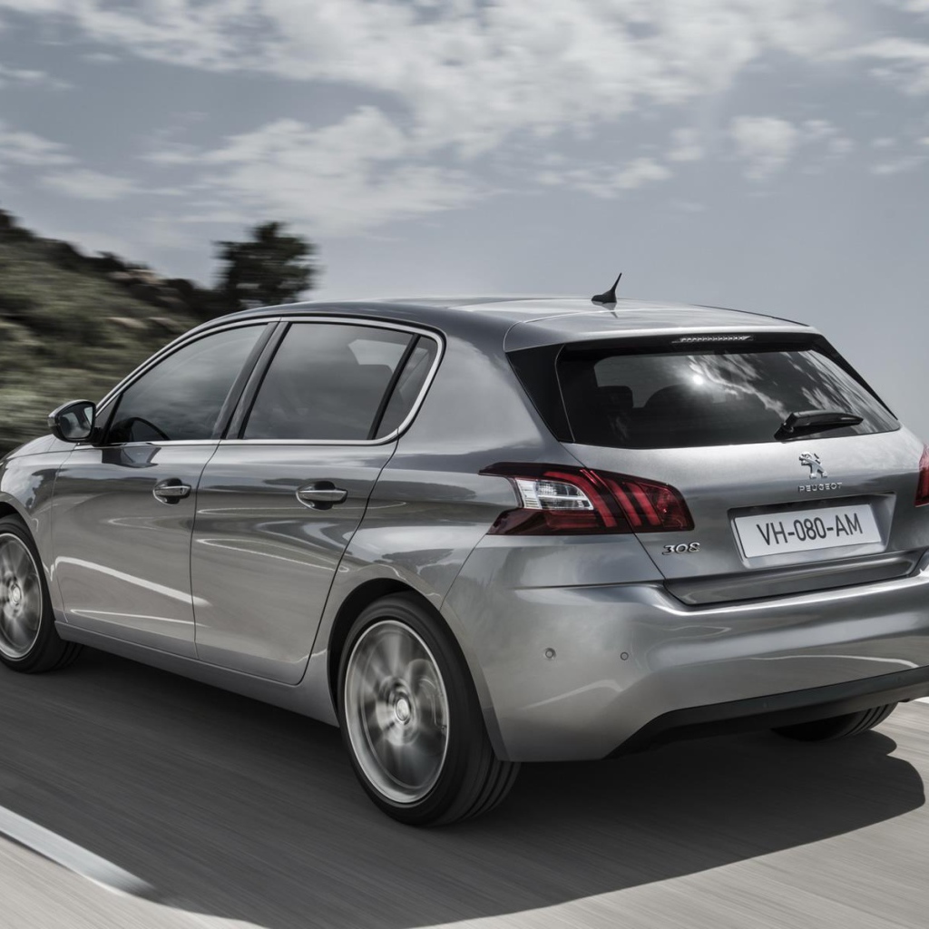 Стремительный Peugeot 308