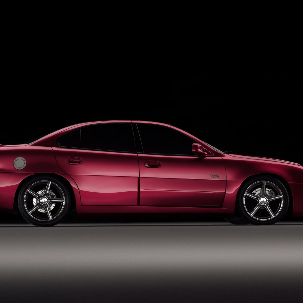 Новый автомобиль Pontiac Grand Am