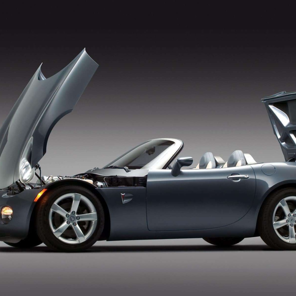 Надежная машина Pontiac Solstice