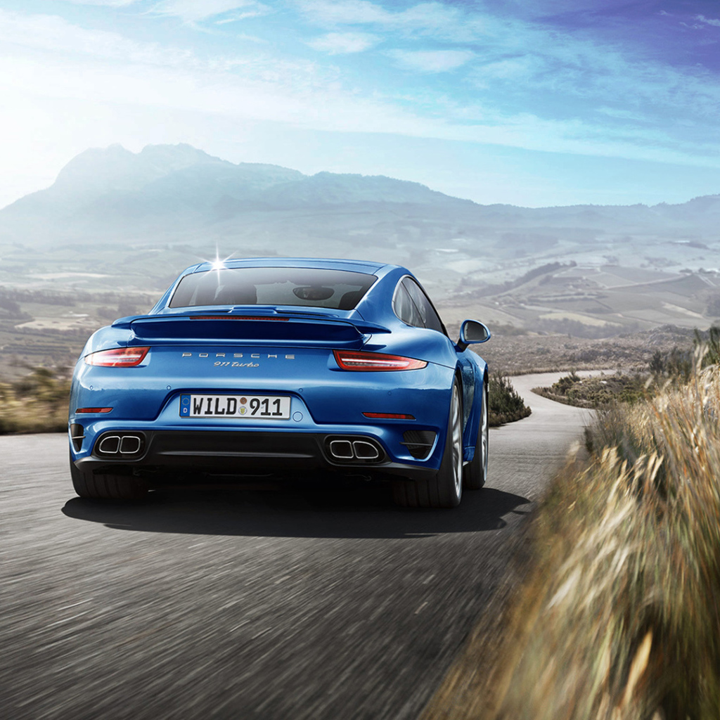 Новый автомобиль Porsche 911 Turbo 2014