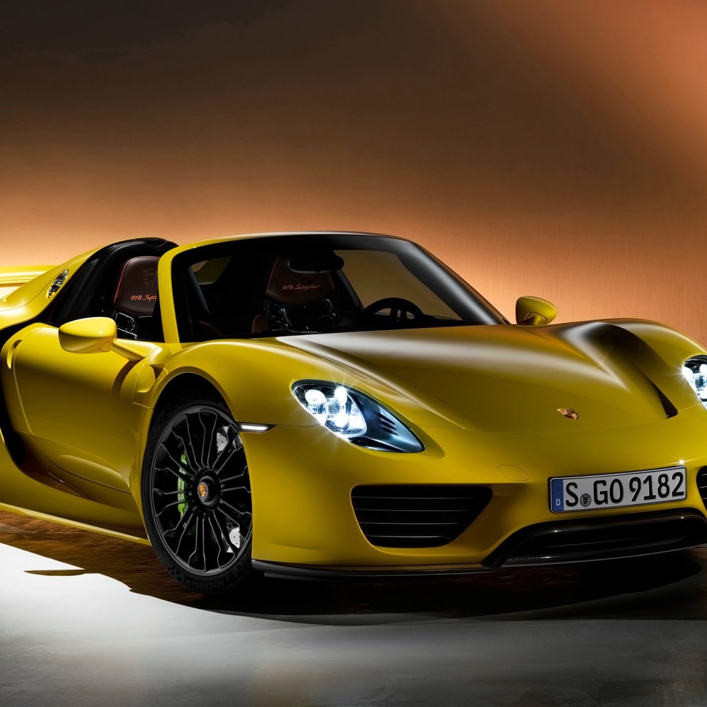 Автомобиль Porsche 918 Spyder