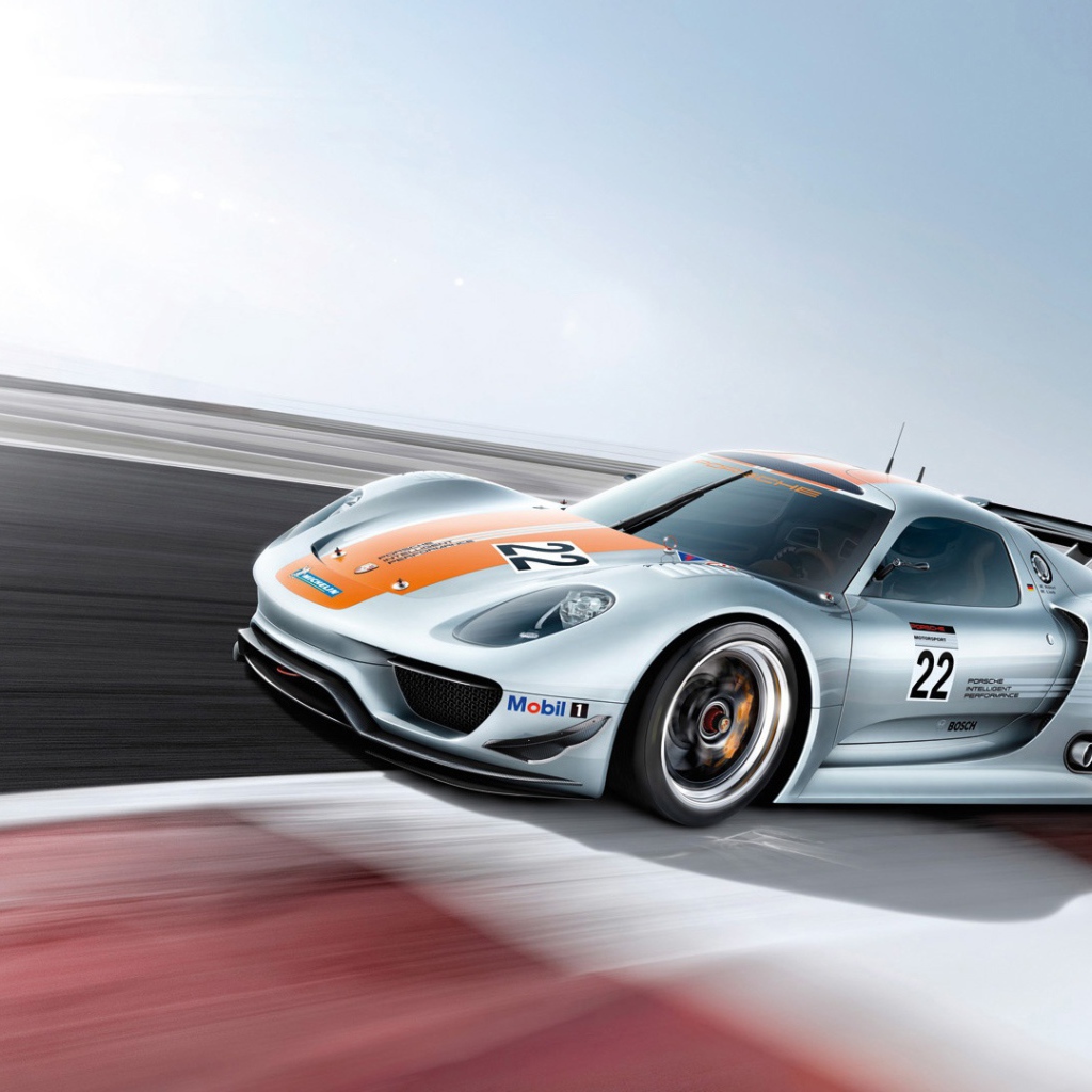 Скоростной Porsche 918